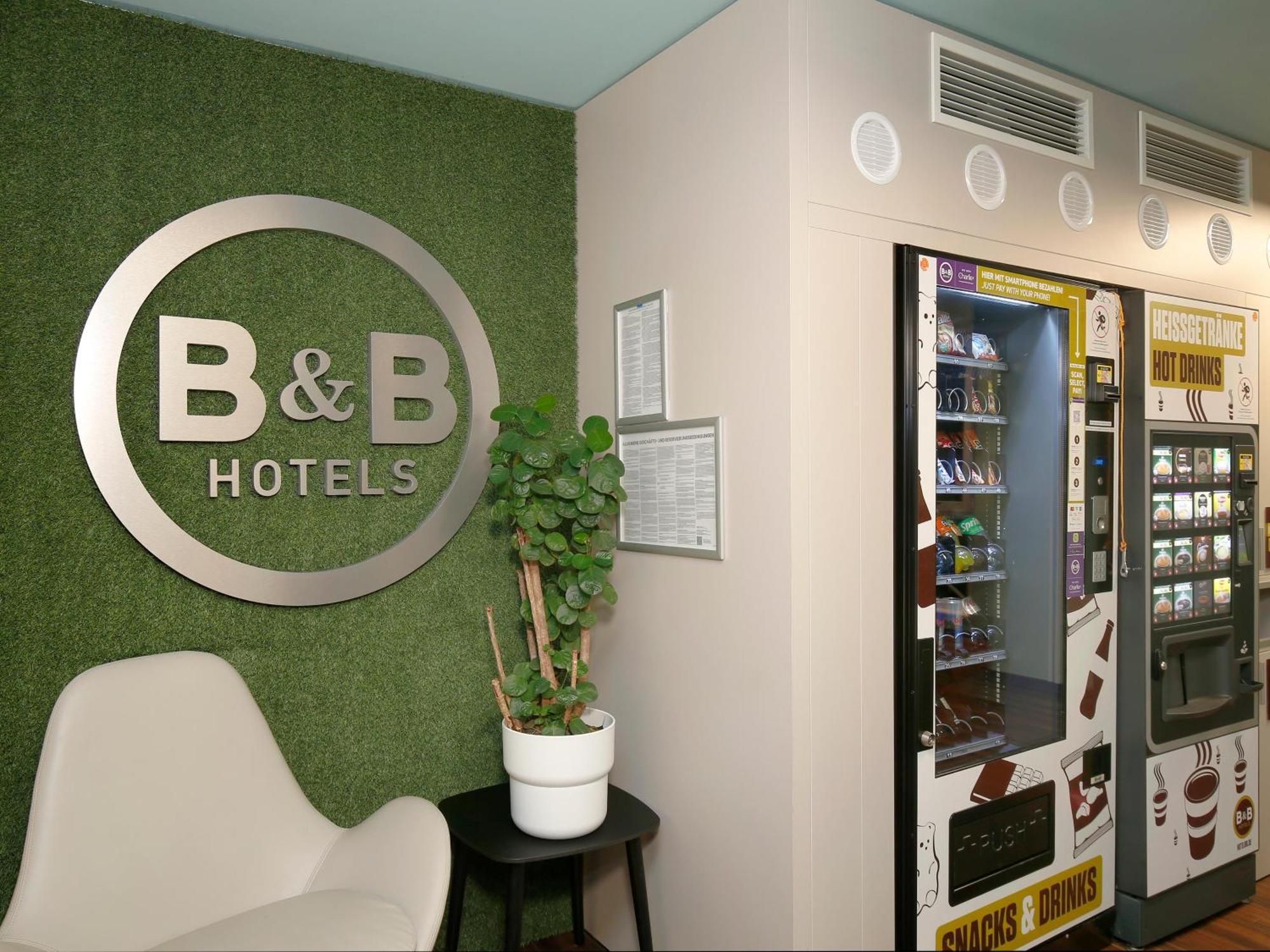B&B Hotel Berlin-Dreilinden Kleinmachnow Esterno foto